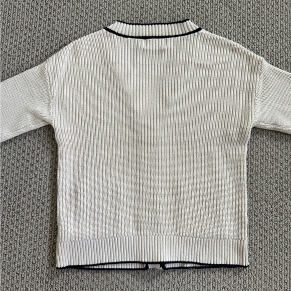 Old Navy Women’s Cardigan - Cream with Dark Trim - Picture 4 of 4